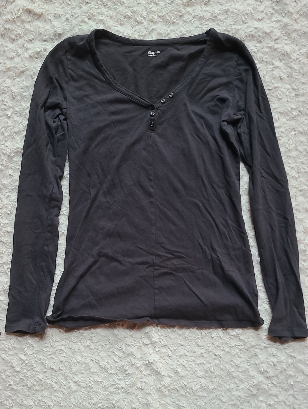 GAP Black Long-Sleeve Henley Top